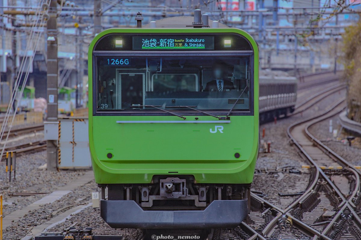 JR東日本 山手線 E235系 山手線環状運転100周年記念 103系ラッピング