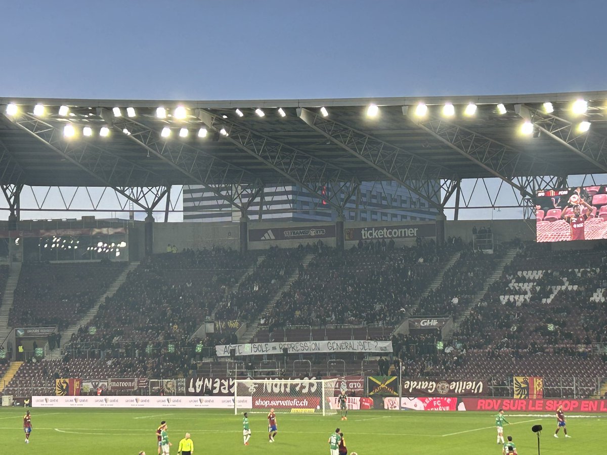 UnJourDeuxStick's tweet image. La SG avait quelques messages en réponse à cette décision. #SG88

📸: @zakaria697fcb