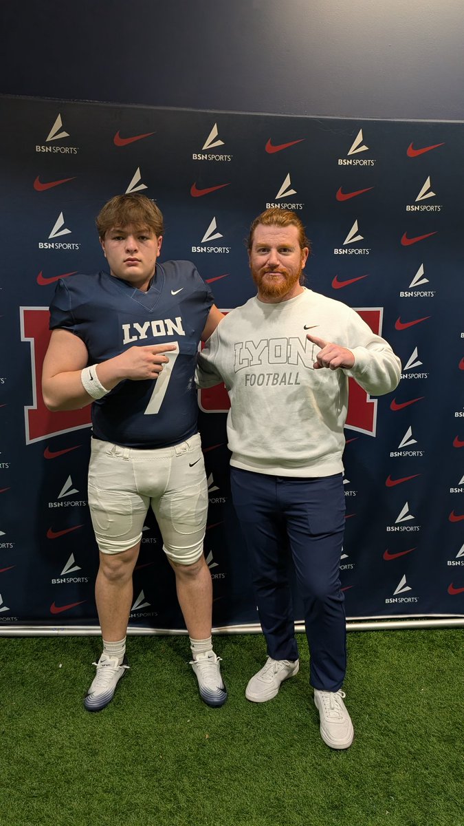 dompham08's tweet photo. Official visit to @LyonHBC Grateful for the opportunity! @CoachPaider @DaphneFBTrojans @AL7AFootball https://t.co/w79oCT0hAS