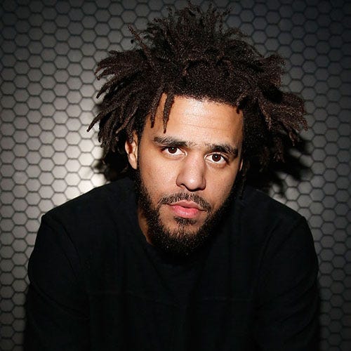 Another day to remind you that an average Nigerian woman is mentally unstable and lacks self awareness.

Please take a minute and look at them. Now, ask yourself what will make an ikorodu celine dion think she can bag J Cole? Toto!

That's the real problem. A girl who was raised