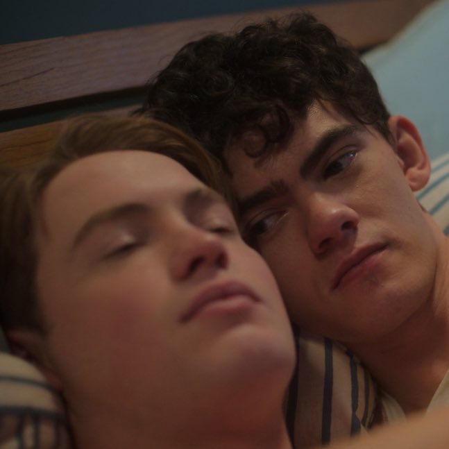 gabheartstopper's tweet image. i saw nick and charlie! #real #notfake #itsthem