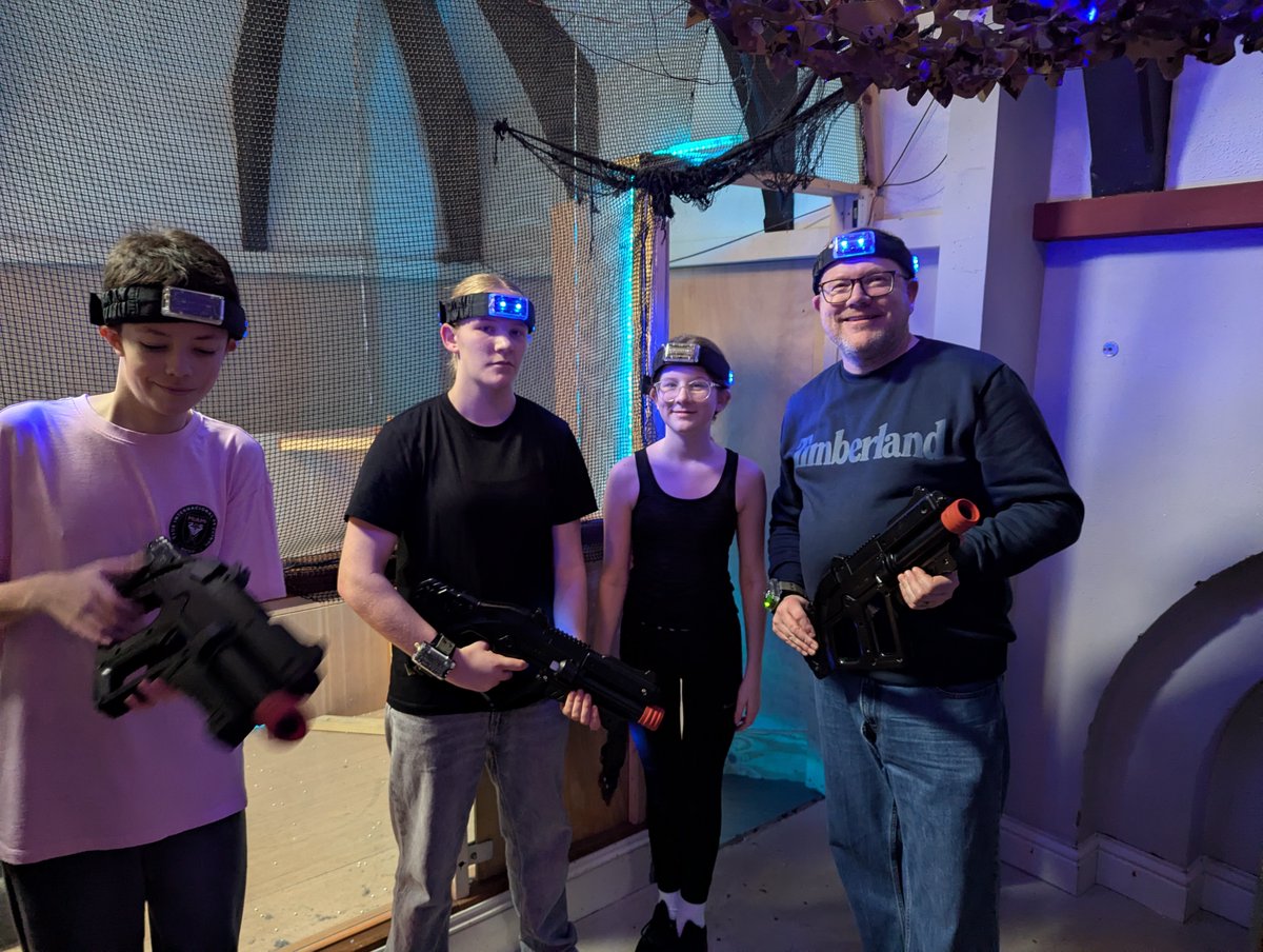 F_S_Events's tweet photo. Well that was a Fantastic Saturday yet again! Thank you to all who came to have with us 😄💯🔫👾 https://t.co/RNZt5p2kBc