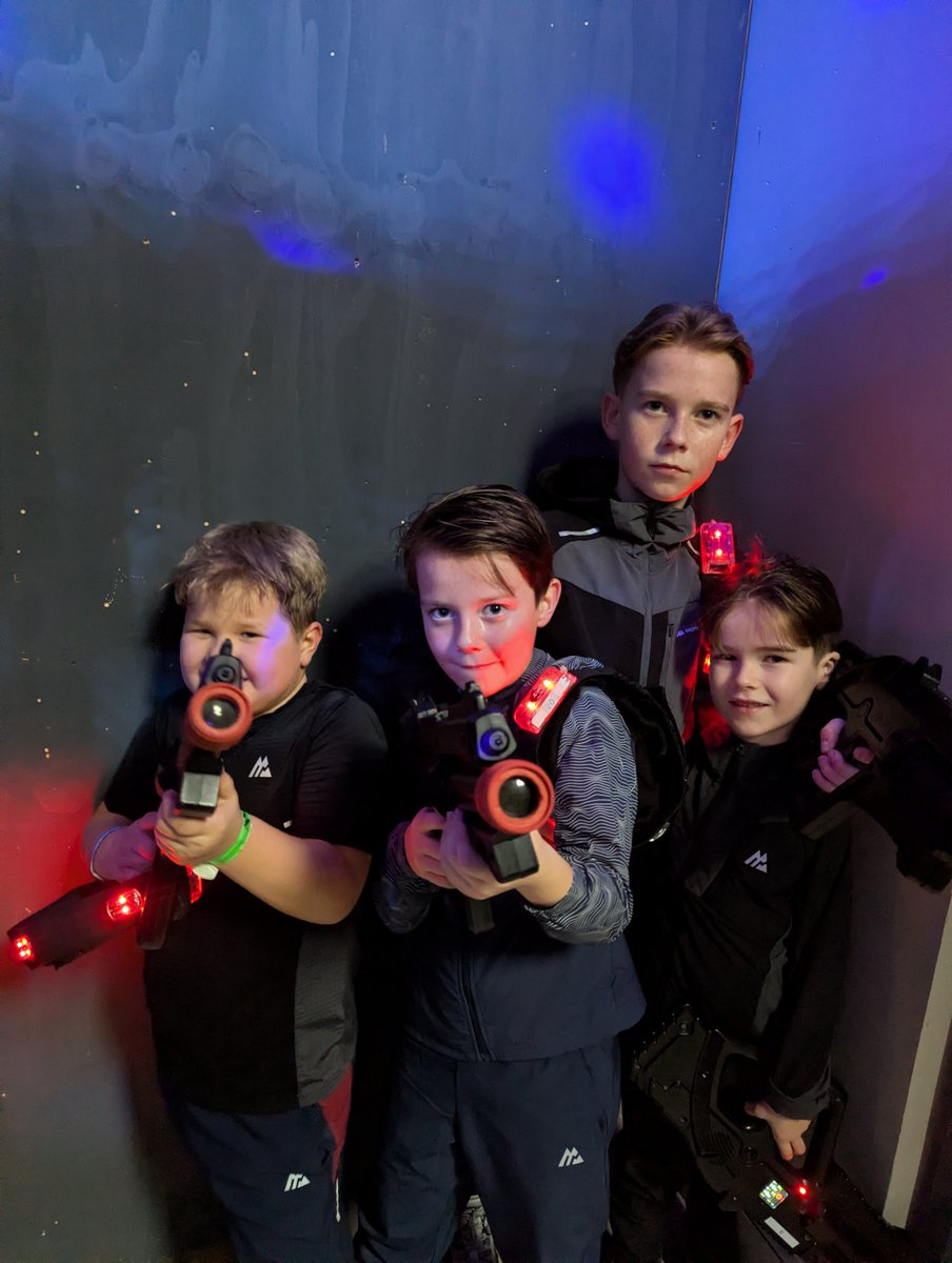 F_S_Events's tweet photo. Well that was a Fantastic Saturday yet again! Thank you to all who came to have with us 😄💯🔫👾 https://t.co/RNZt5p2kBc