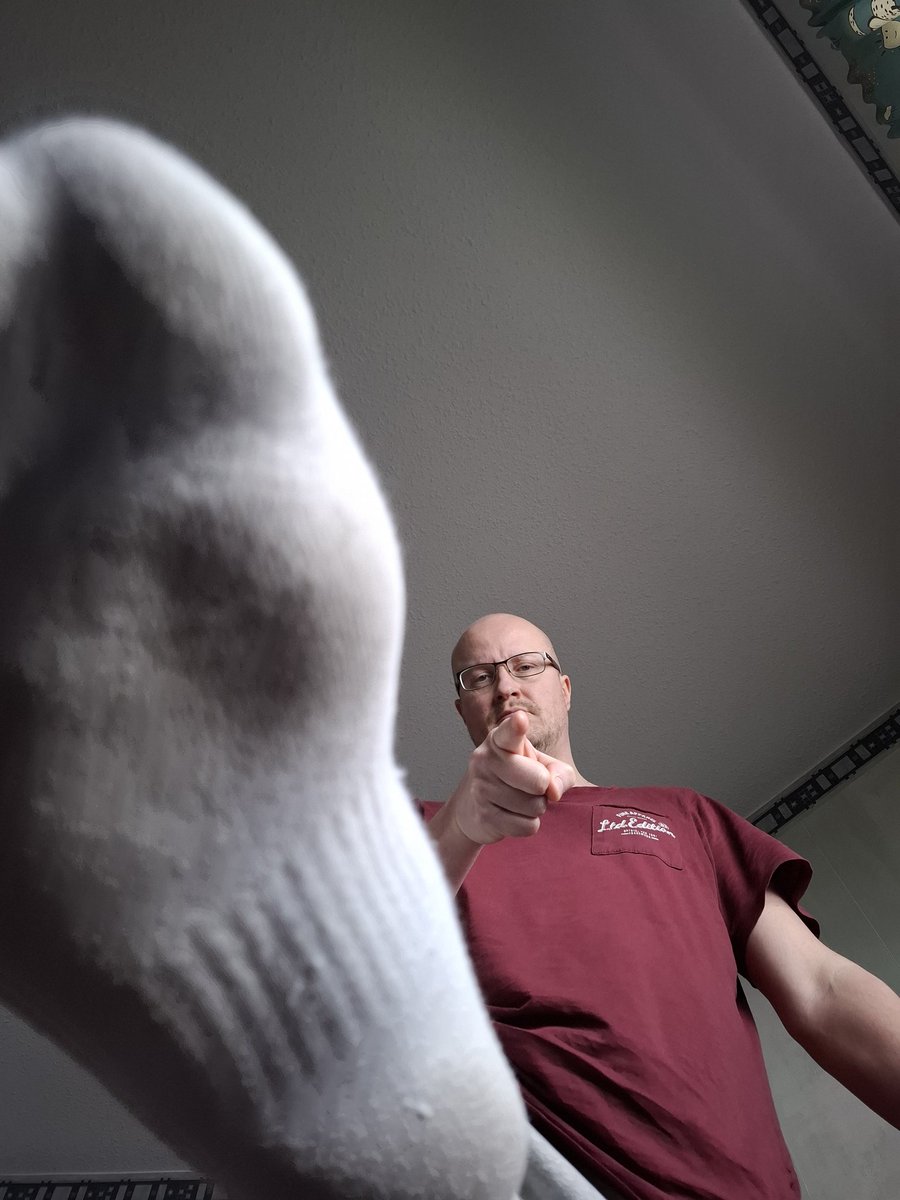 MrFeet83's tweet photo. Open your wallet!

https://t.co/bDQ5sx5qfY
https://t.co/vMr8iWXOqw

#cashslave #paypig #onlyfans #sub #dom #master #feet #foot #socks #whitesocks #malefeet #malefoot #paypal #findom https://t.co/n7O8kA2wNA