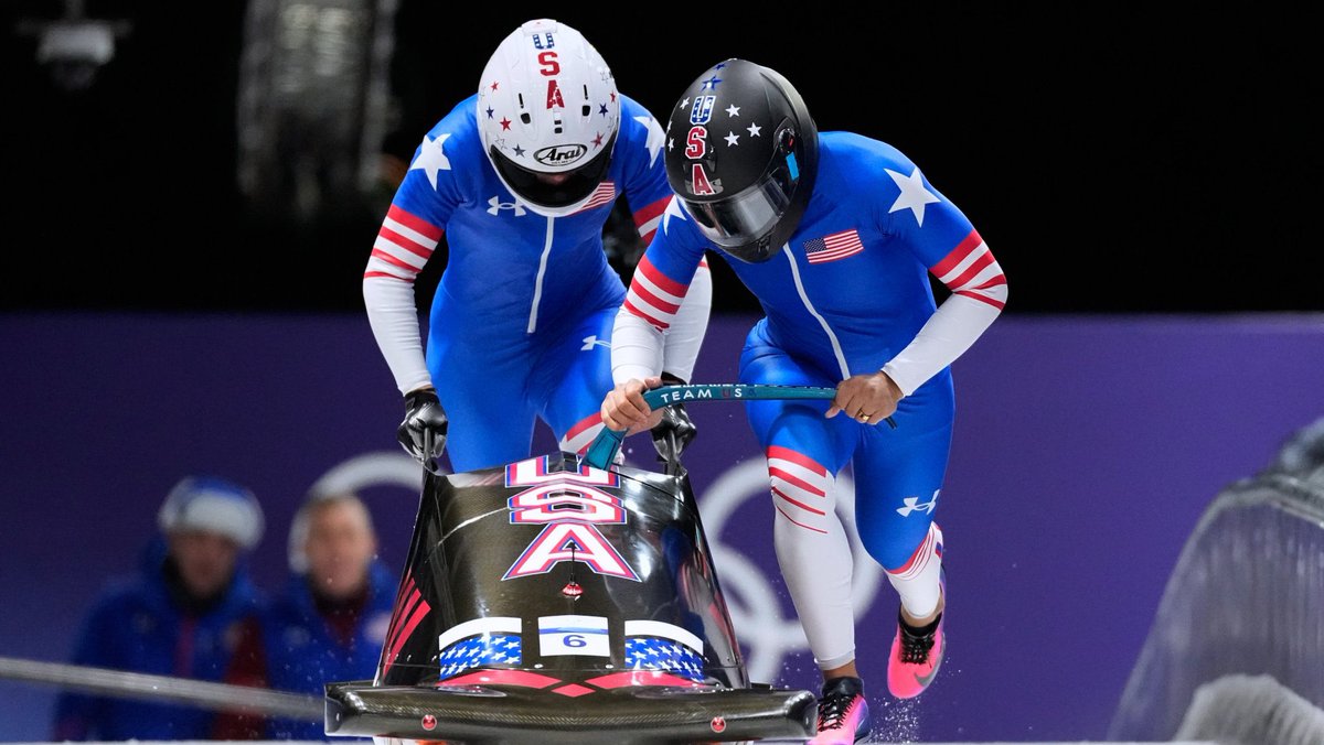 Linebacker Lounge Official tweet media