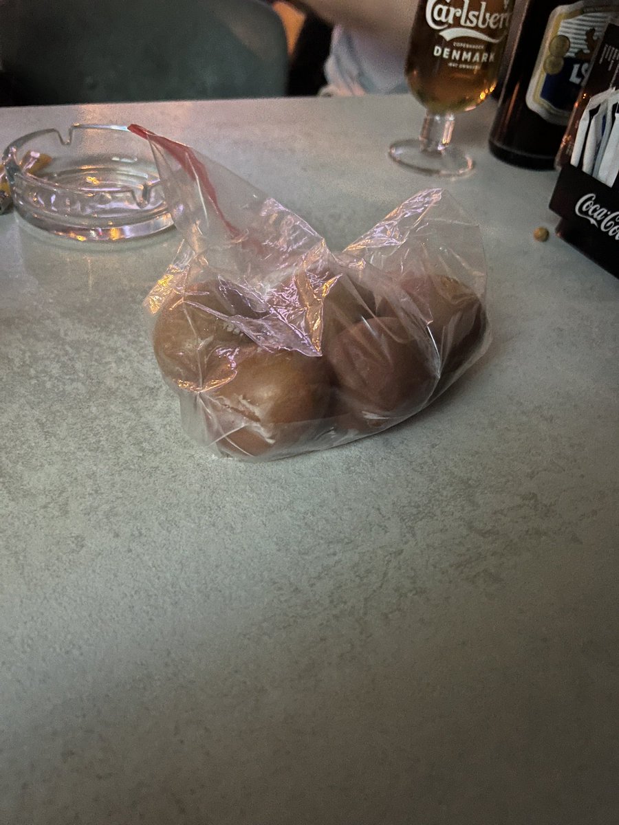 45_nirvana's tweet image. ма сигурно ме вара сад