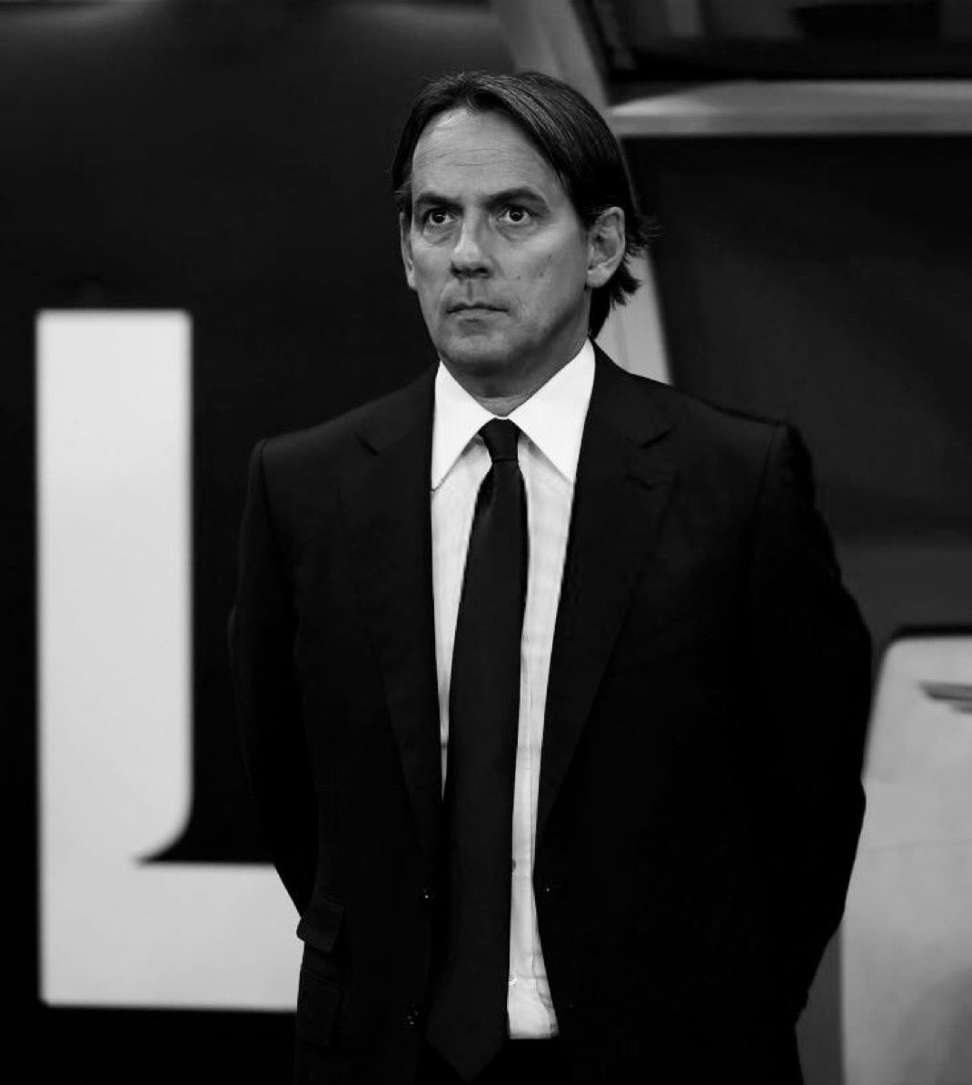 الهلال فايز ؟ يدافع 
الهلال خسران ؟ يدافع 
الهلال متعادل ؟ يدافع
خصم الهلال مطرود لاعب ؟ يدافع 

يدافع ، يدافع ، يدافع

الله لا يوفق الفكر الايطالي السيء هذا واللي خلانا نشوف المتدرب الفاشل هذا