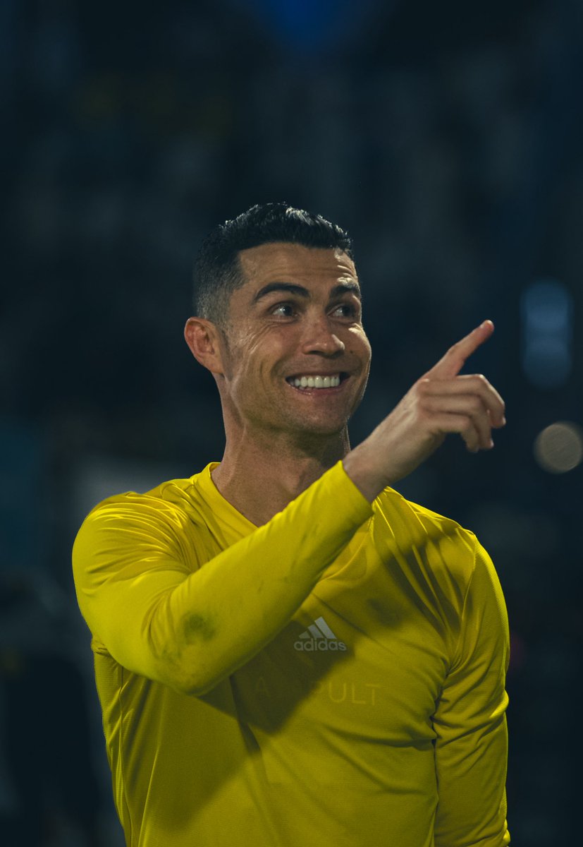 عالم كريستيانو tweet media