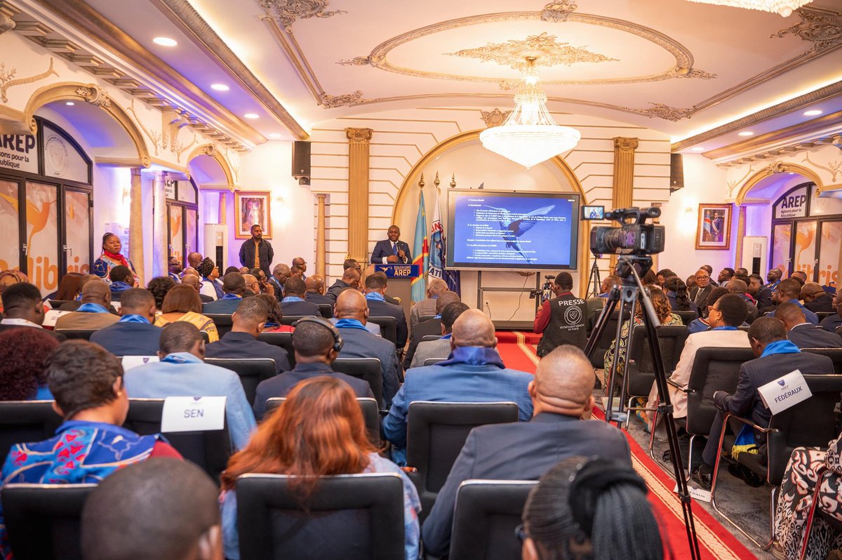 À l’initiative de son leader <a href="/Guy_Loando/">Guy Loando Mboyo</a>

L’<a href="/ArepOfficiel/">Arep officiel</a> lance officiellement son École du parti

L’inauguration a eu lieu ce samedi 21 février 2026 à son siège national à Kinshasa.

Son objectif est de former une élite politique compétente.

Elle vise à former des cadres