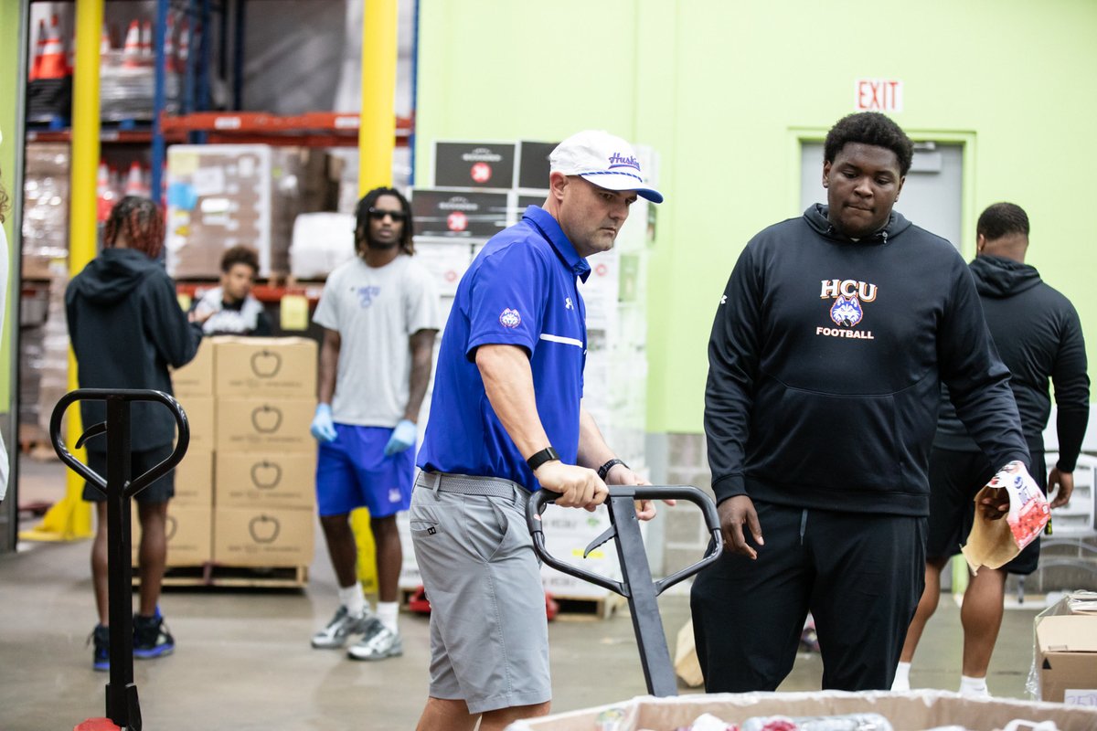 HCU Football tweet media