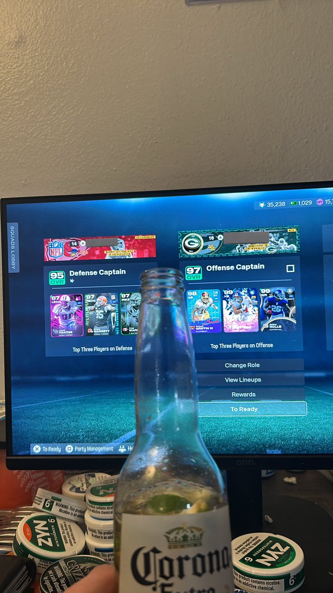 StevenPerrywink's tweet image. #nerding out on madden with my boy for a lil bit #LOL