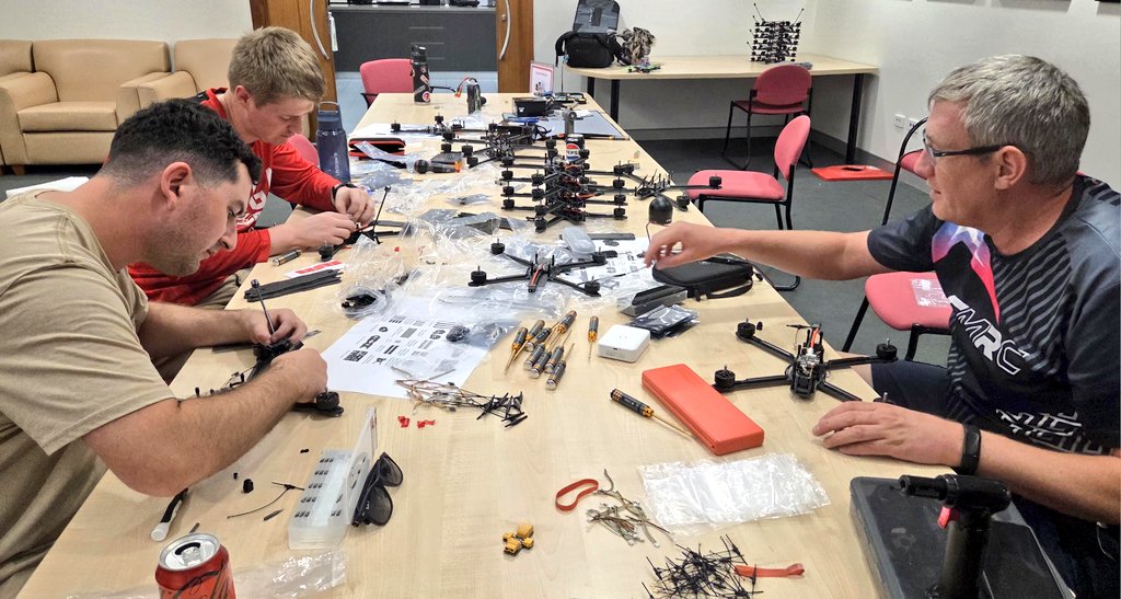 AUADRT's tweet image. Building workshop this weekend for the gear for the #MIDRT_AS26  tactical serials! #SendIt!
@ChiefAusArmy @DGFLW_AusArmy @SEAC_ADF