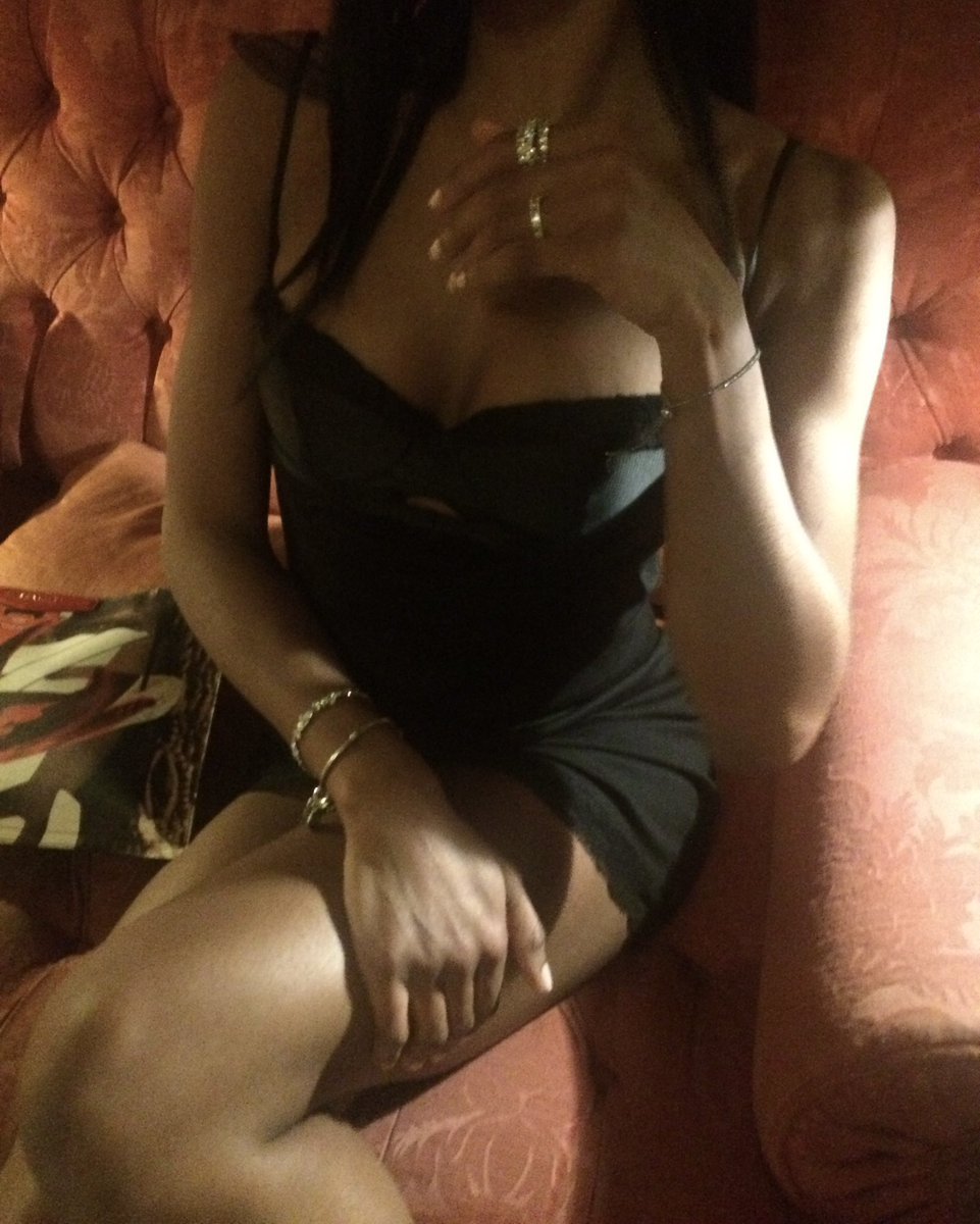achillenoblett's tweet photo. the dress i made for my gf for Valentines
inspired by Dsquared 2 S/S 2008 https://t.co/glZFbMyqVR