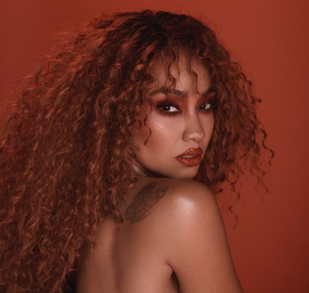 PopCrave's tweet photo. Pop Crave caught up with @LeighAnneMusic to discuss her solo journey so far, her debut album ‘My Ego Told Me To,’ and more.

Read: https://t.co/2wQFUYbgoG https://t.co/5R9648ZljB