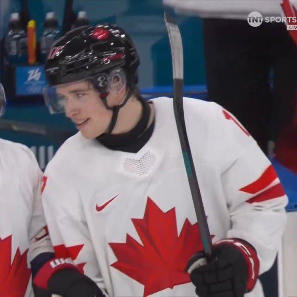 the second he stepped foot in milan he decided he was just gonna start looksmaxxing while being goated at hockey this is crazy