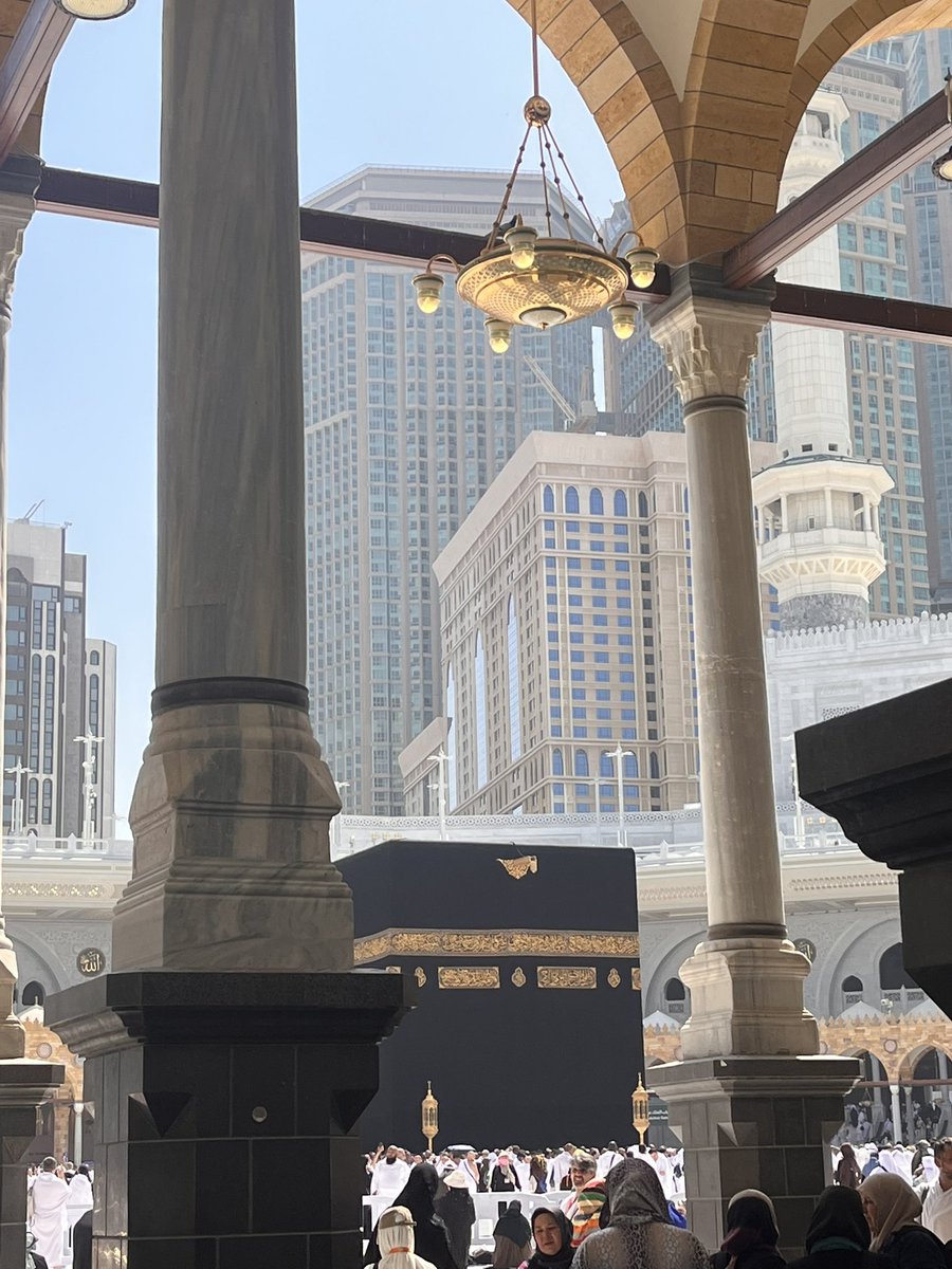 Kalbimin attığı yer, gönlüm sana sevdalı🖤
•Mescid-i Haram