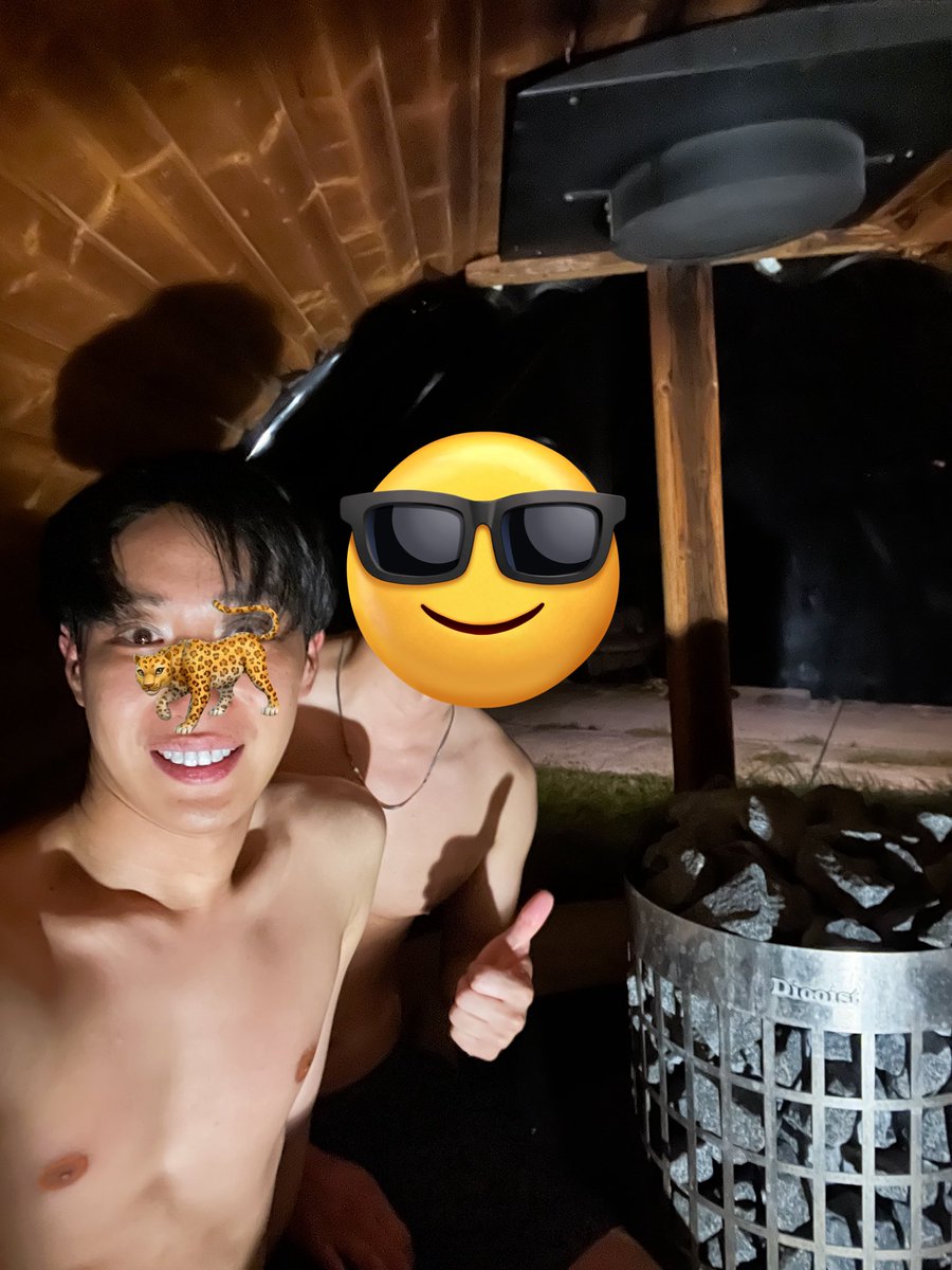 88ak0m1m0's tweet image. 今日はにゃんにゃんにゃんの日🐈