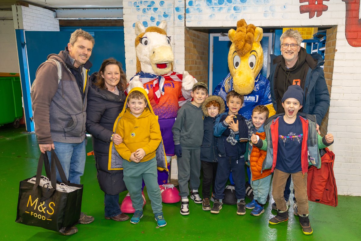 The Trewblu Crew tweet media