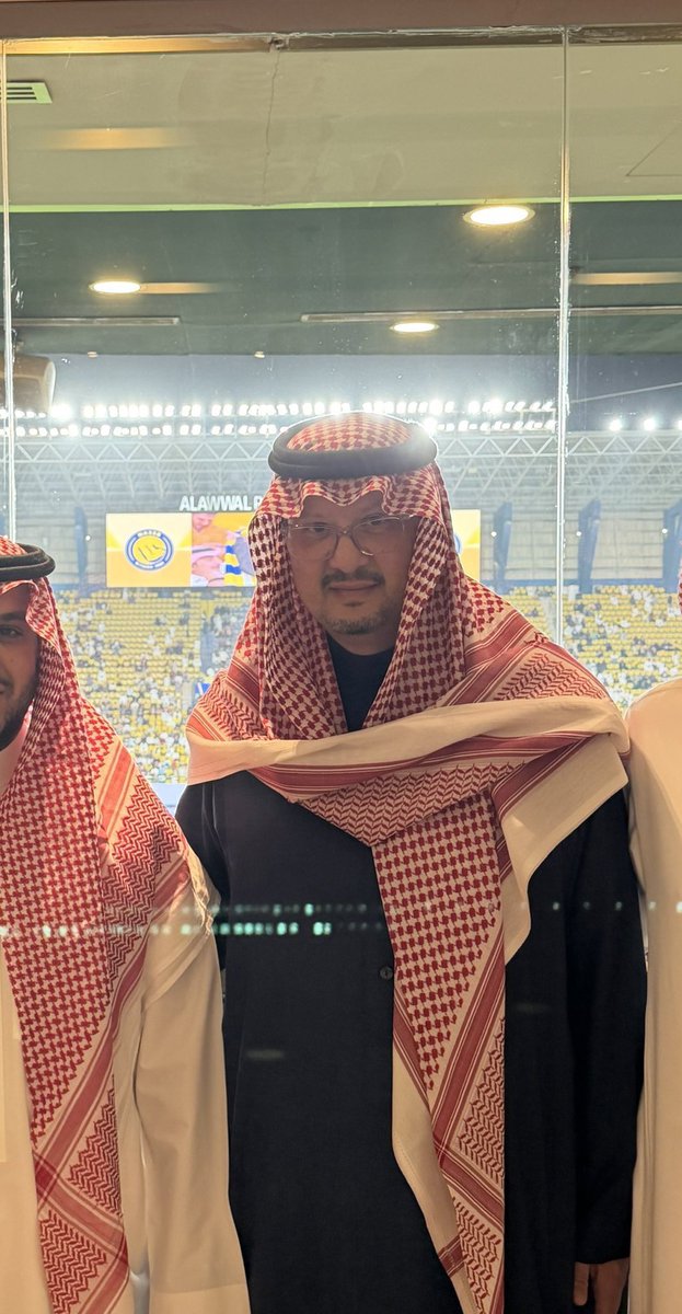 عاد #كحيلان  #النصر فعادت مقولة #صداره_غصب 
مبروك ترريون مبروك يا عالميين 
الفوز  والصداره