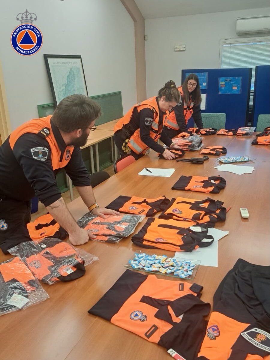 PCivil Moralzarzal tweet media