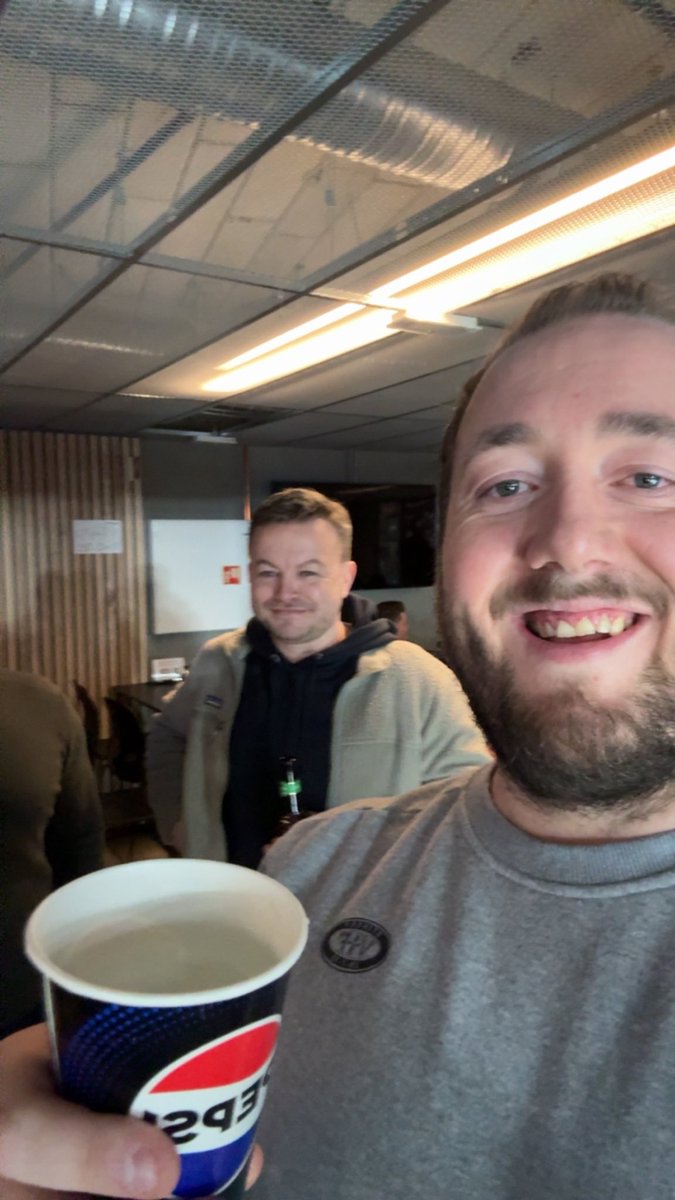 Robin Grov tweet media