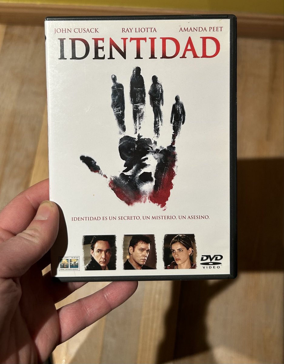 Peli de sábado…buenas noches !