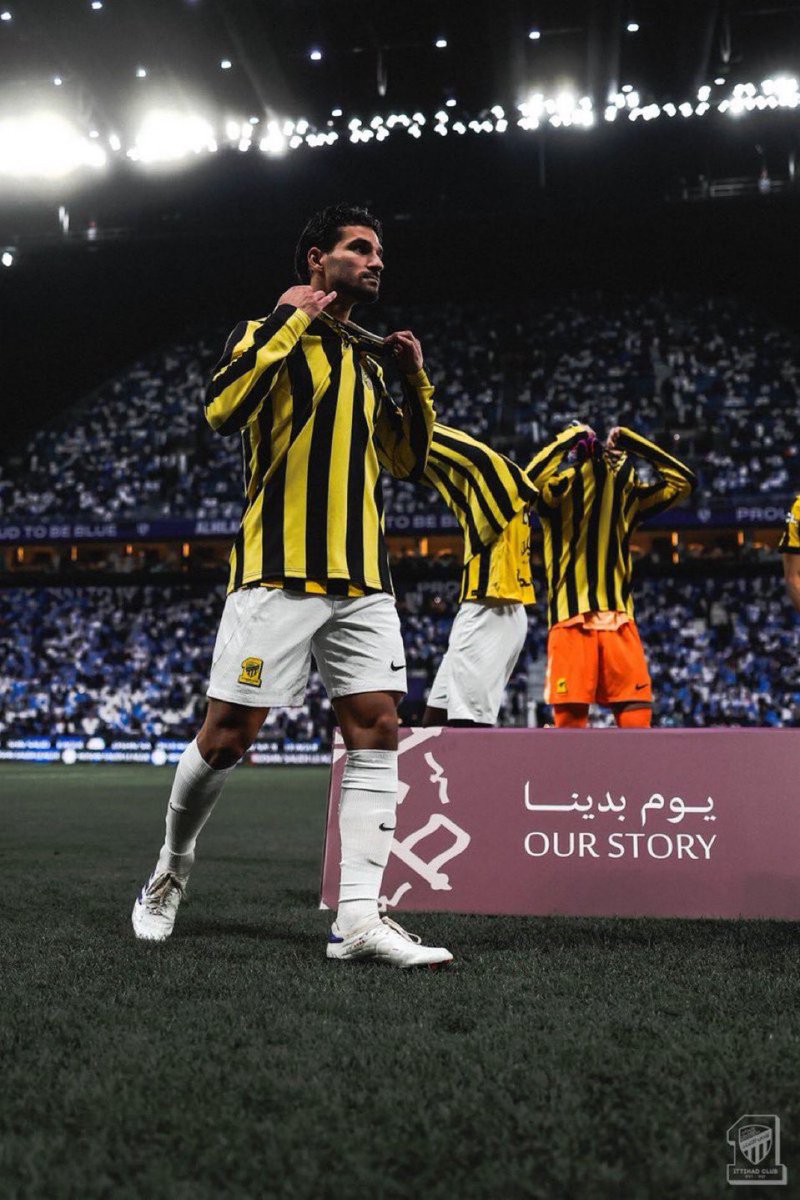 ii_7bl's tweet image. RT @mutt3botb: والله صدمتني يالبتار 

احترام كبييييييييير لك اقسم بالله 💛🫡