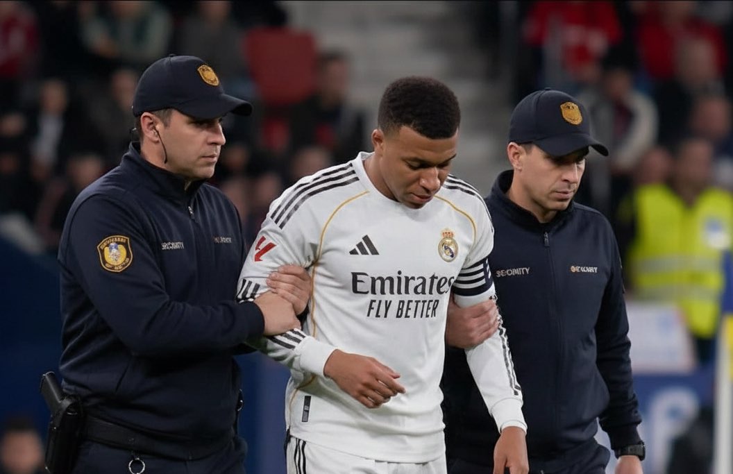 🚨BREAKING : Mbappé a été expulsé par la sécurité du stade une demi-heure après la fin du match, car il attendait son penalty.