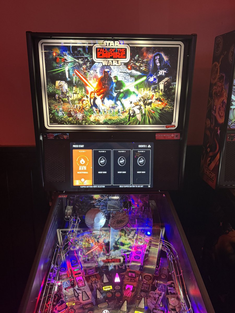 I’m still not great at it, but it’s fun!

Star Wars Fall of the Empire #pinball