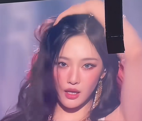 About Music tweet media