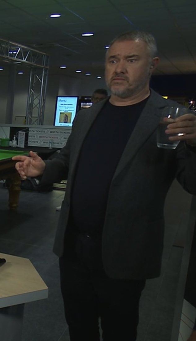 My face trying to read a <a href="/markwil147/">MARK WILLIAMS M.B.E</a> tweet.
