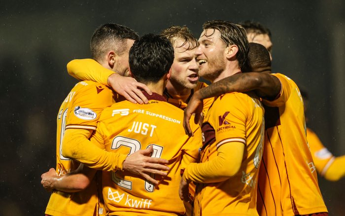 Peter Martin tweet media