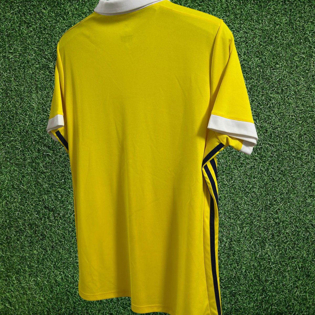 Fenerbahçe 17/18 Sarı Forma

1500₺🎉

L Beden✅