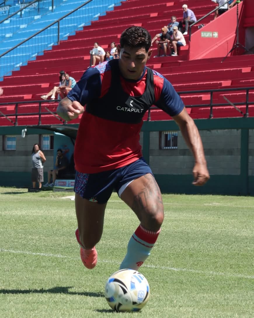 ¡GOOOOOOOOOOOOOOOOOLLLLL DE SOSA!!

#ARSENAL 1 - #Comunicaciones 0

#MundoArse 🩵❤️