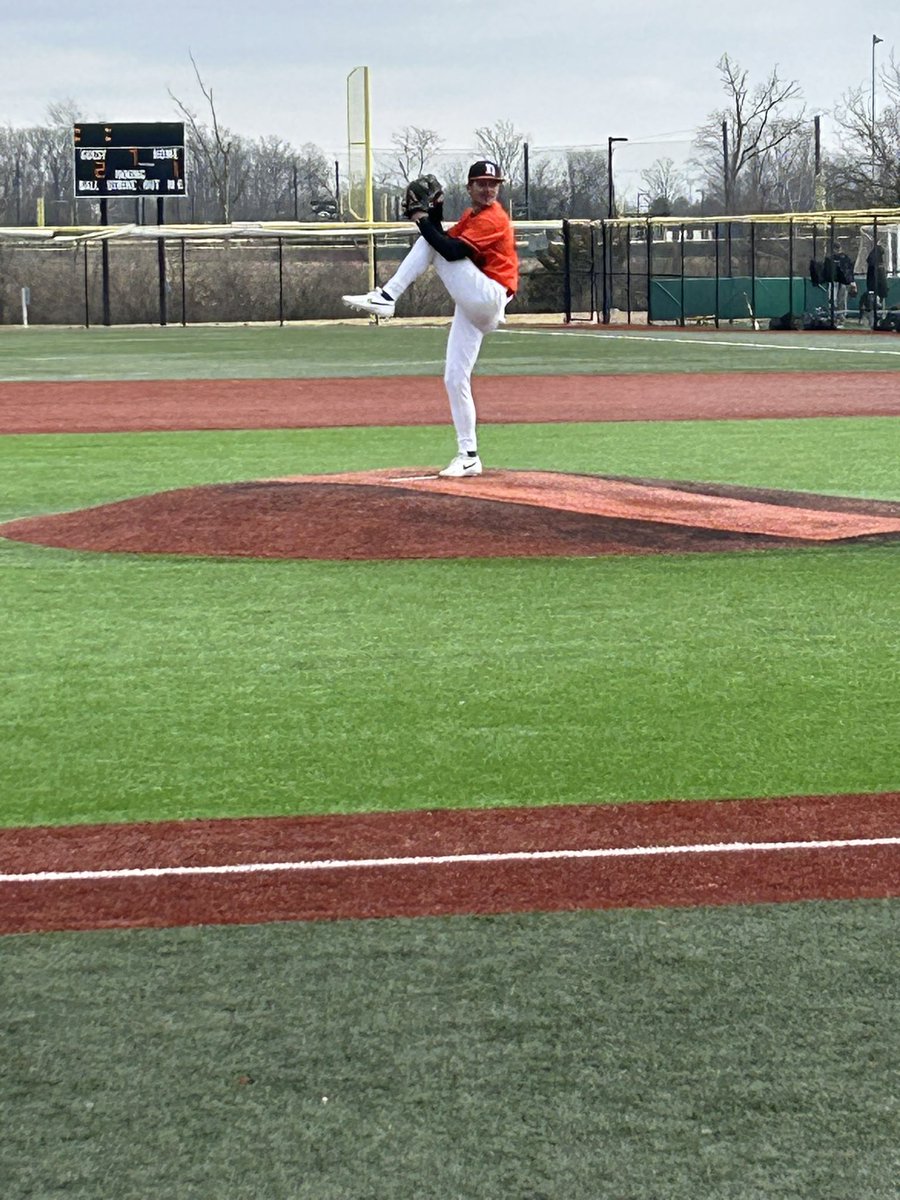 Dan Bowser Jr tweet media