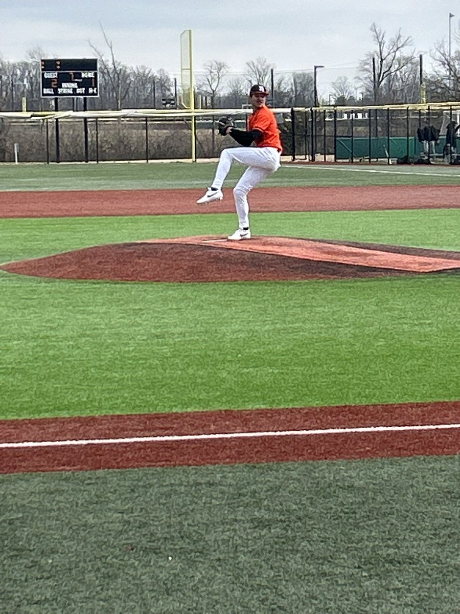 Dan Bowser Jr tweet media