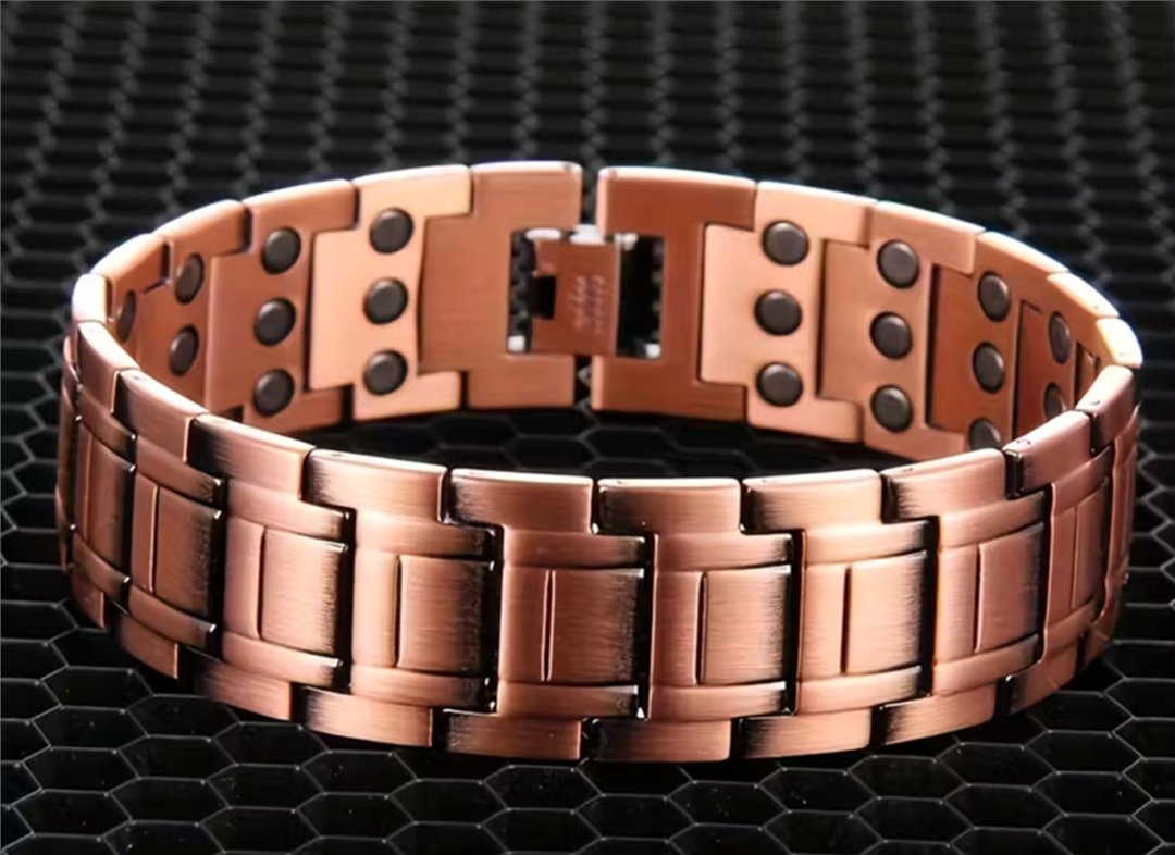 PULSERAS Y ANILLOS DE COBRE CON IMANES - Las pulseras de cobre han sido valoradas desde hace siglos en culturas de todo el mundo. Ideal para reducir la fatiga, la tensión muscular y la electricidad estática. Ordenala llamando al (562)367-9913