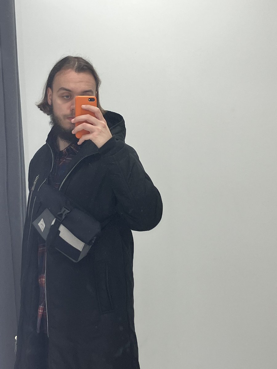 втомлений з каре і знову з вусами