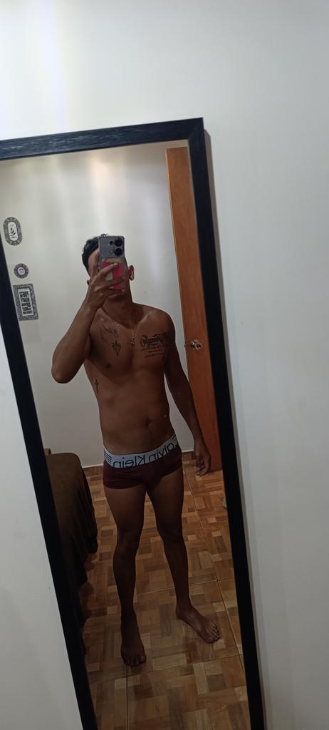 exitame3110's tweet photo. Dándole duro al gym
Para cuándo consiga novio solo me mire a mi💥💥💥 https://t.co/m1tqmzyt4I