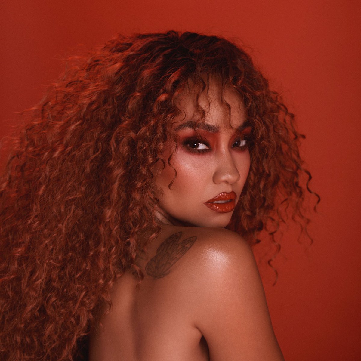 Pop Crave tweet media