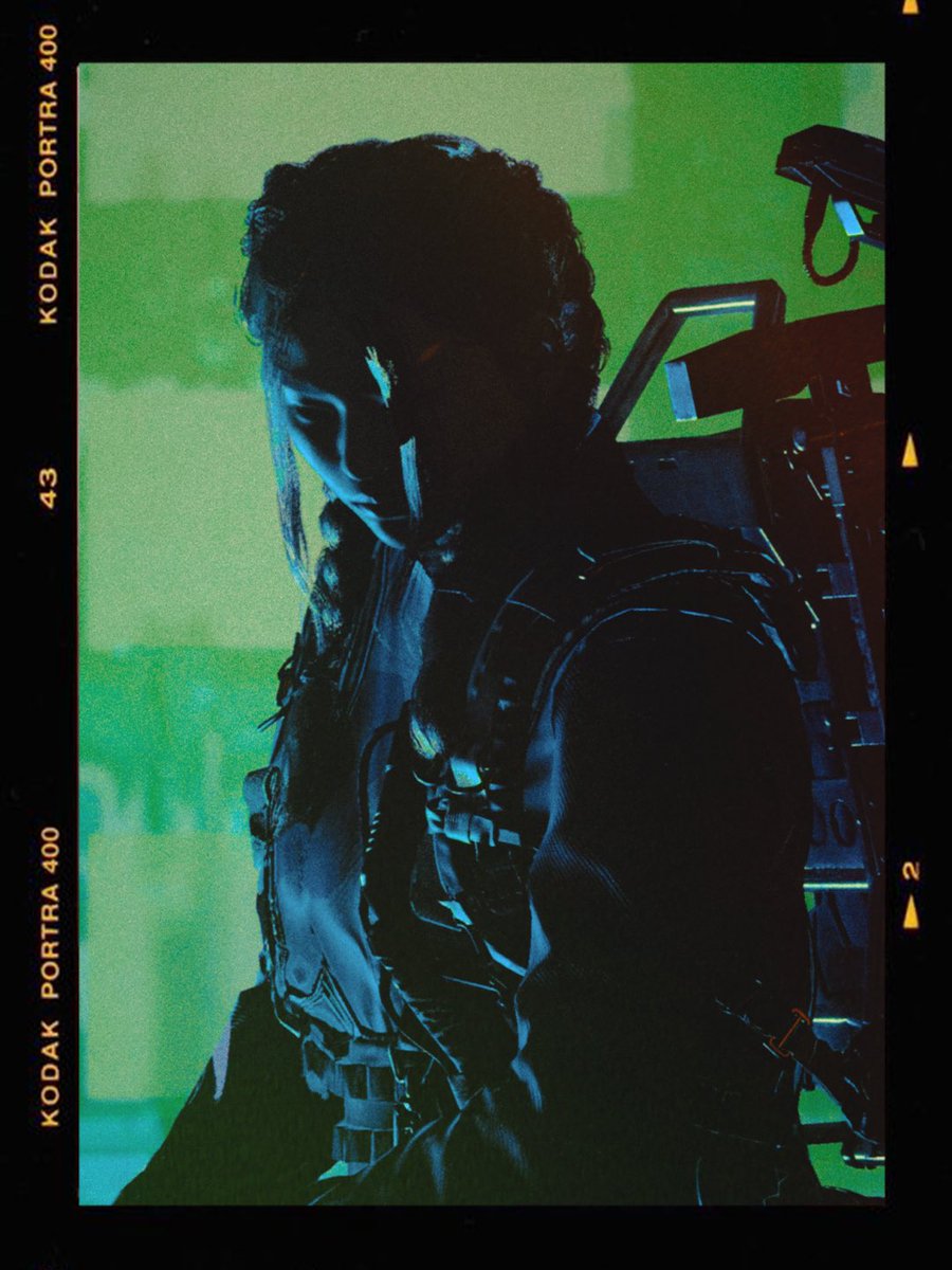 my favorite photos from yesterdays arc raider street photography set!