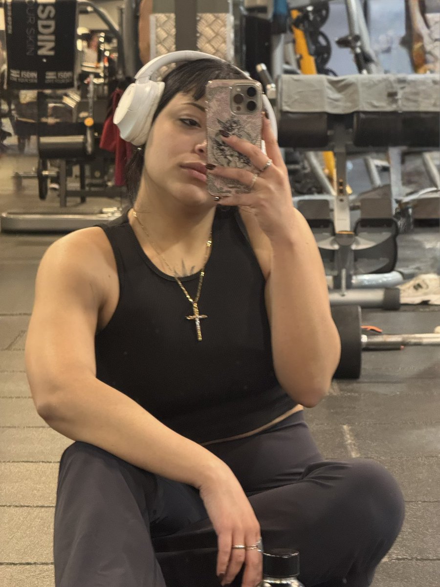 ⋆⁺‧₊˚ ཐི⋆♱⋆ཋྀ ˚₊‧⁺ (@venus_en_ariies) on Twitter photo 