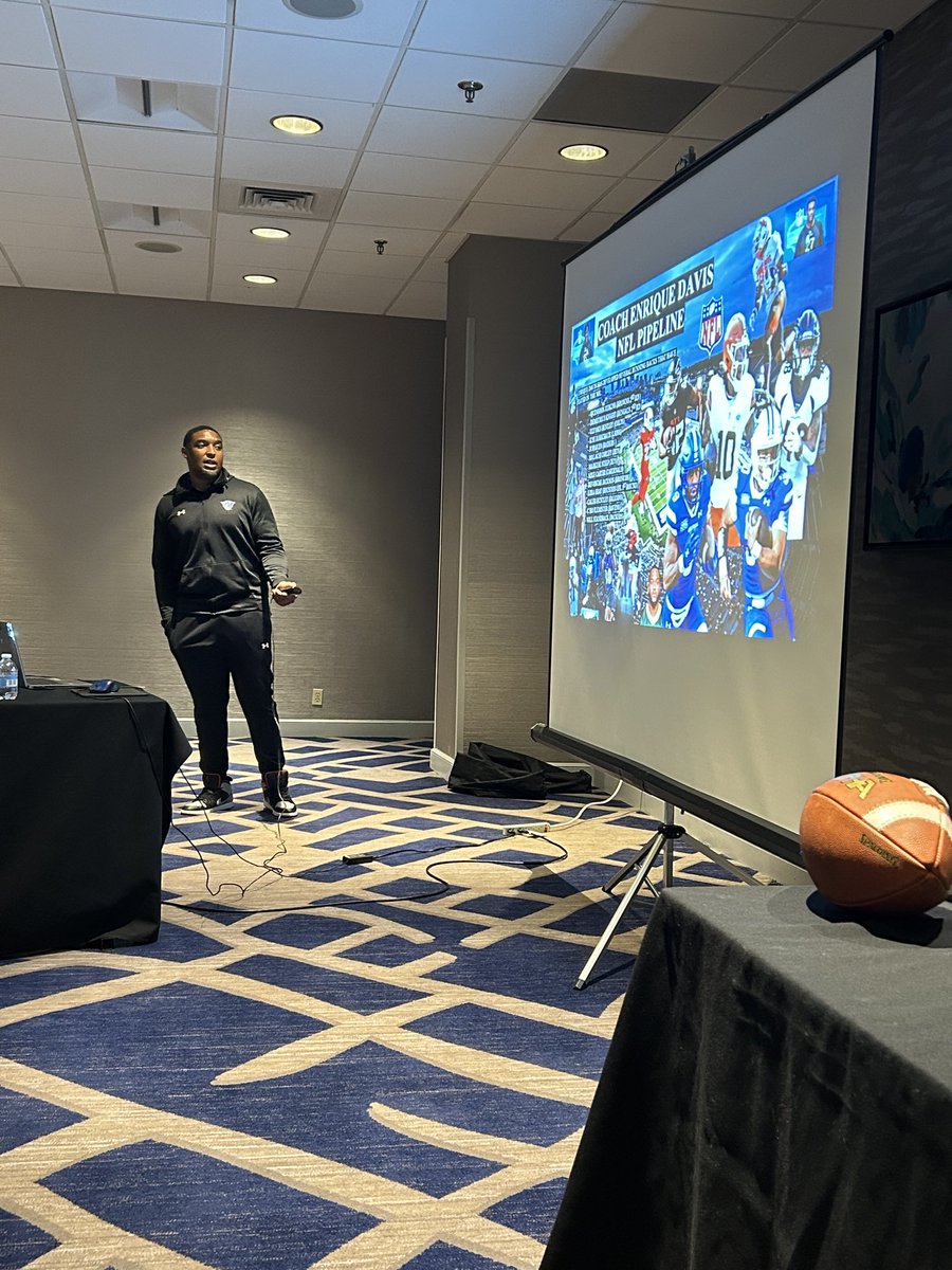 Coach John Jefferson tweet media