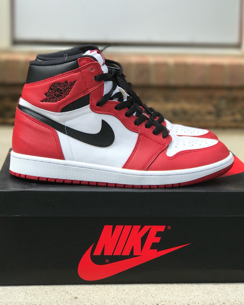 zSneakerHeadz tweet media