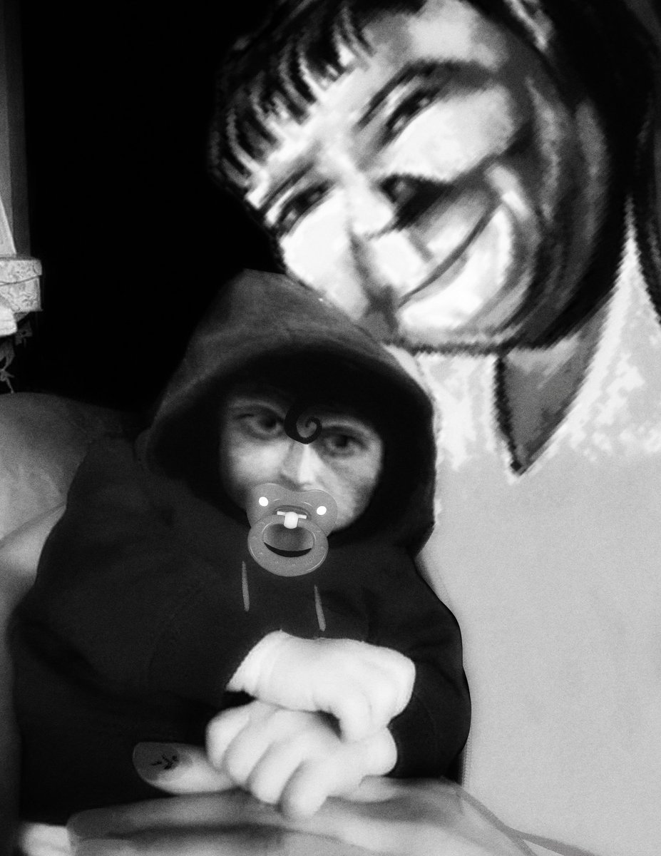 Queen Bee 💛🐝 tweet media