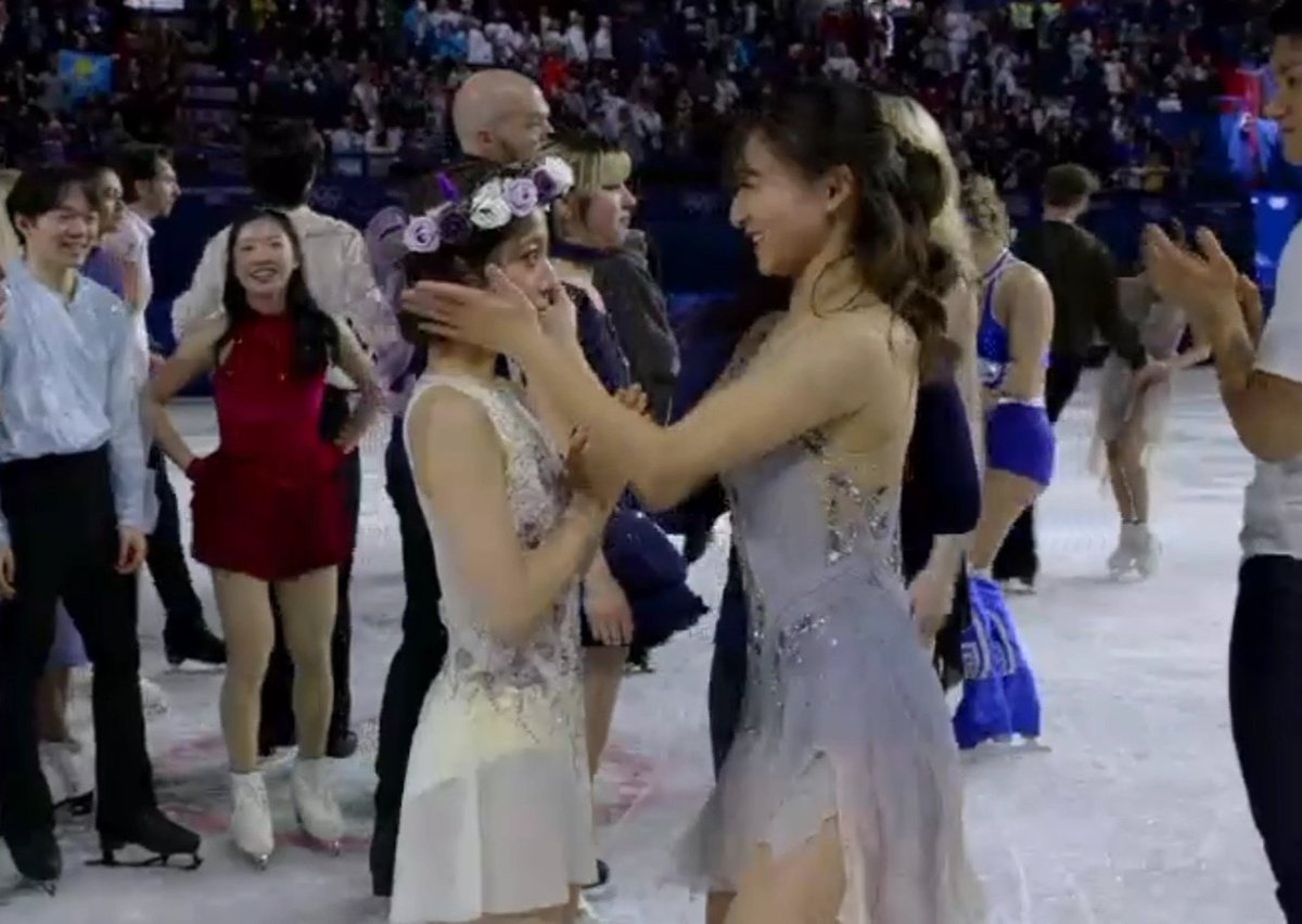 miurakihara's tweet photo. KAORI GIVING RIKU HER FLOWER CROWN 🥹🥹🥹 

#Olympics2026 https://t.co/uZfu13ys25