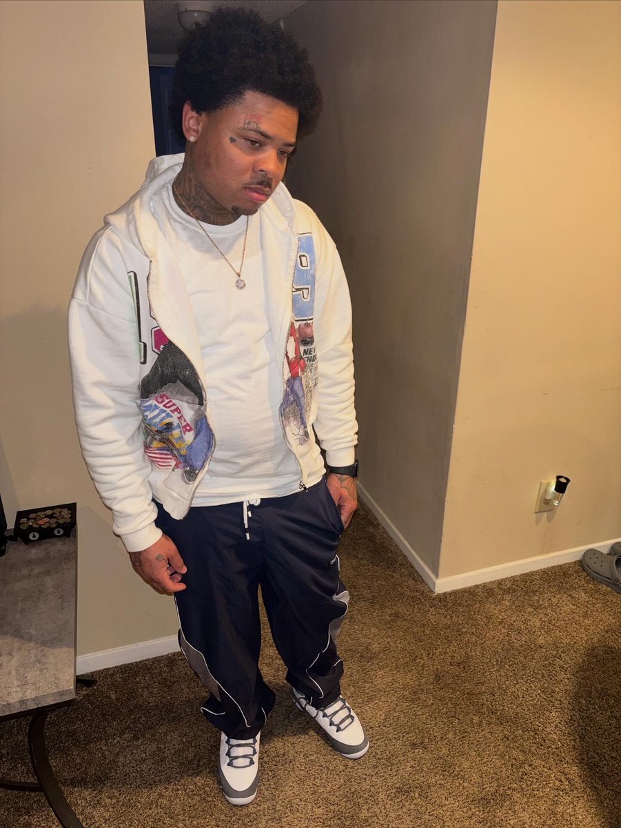 ๐๐ช 1๐ฆ tweet media