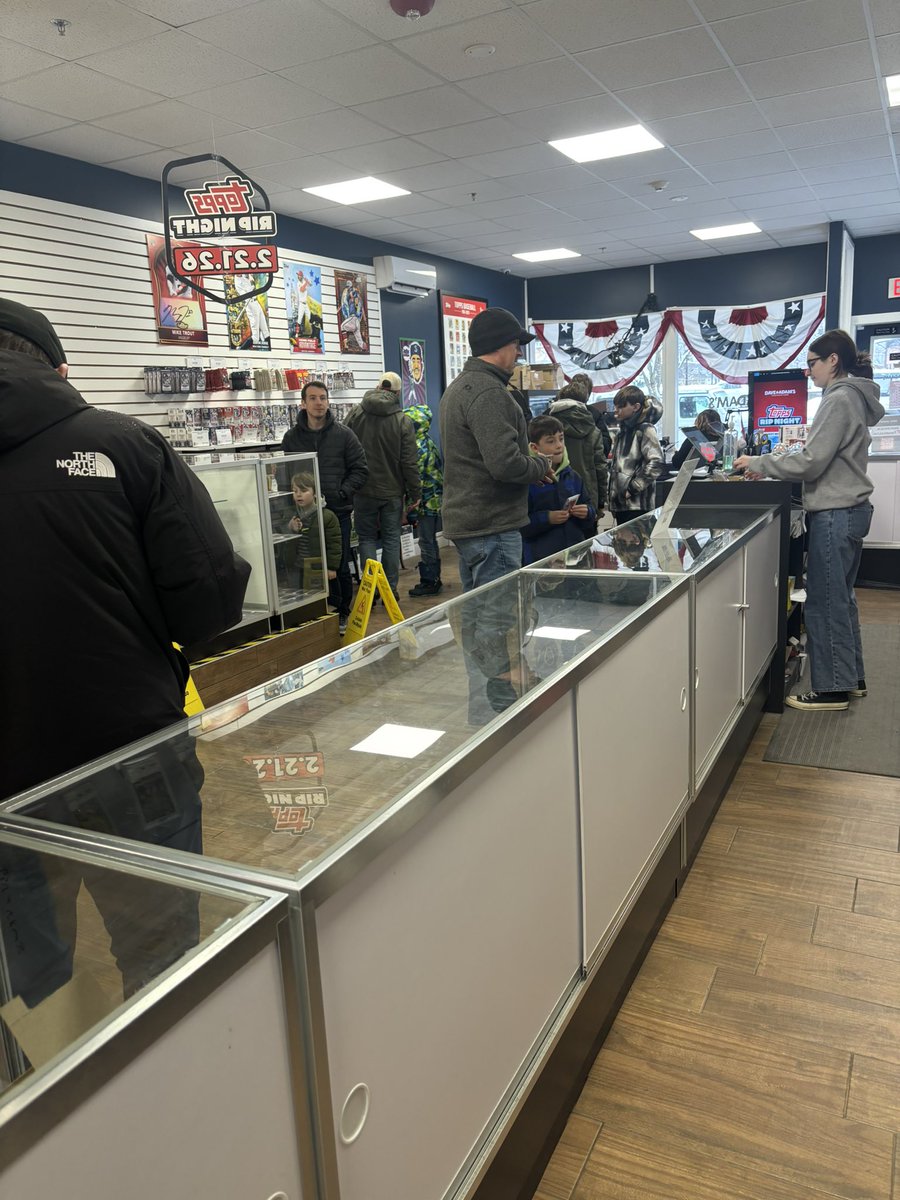 Topps by Dave & Adam's tweet media