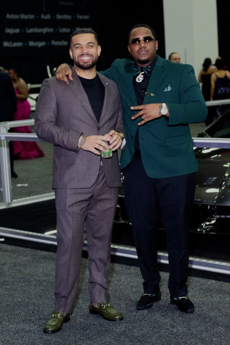 GMACCASH tweet media