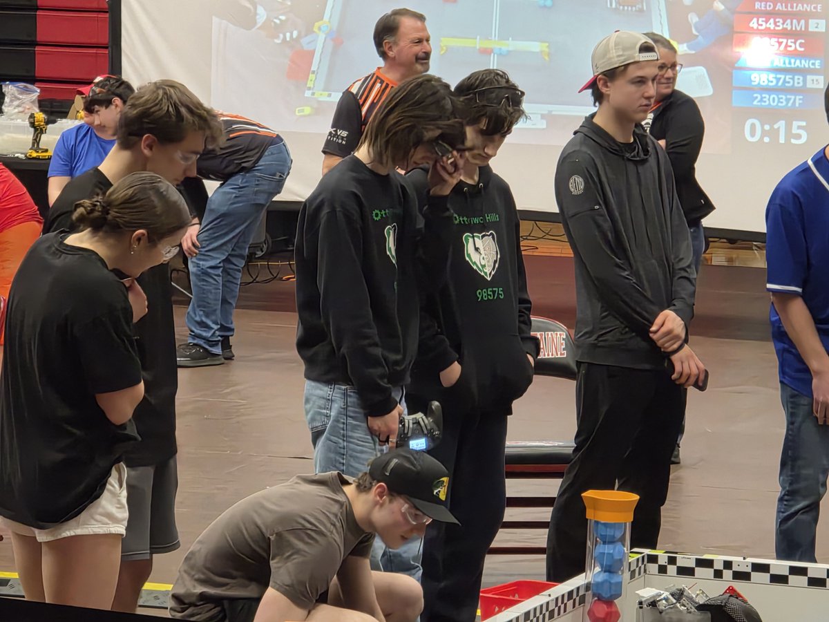 OH_STEM's tweet photo. D, C, and F all advance to the quarterfinals. https://t.co/qjxW46KbTb